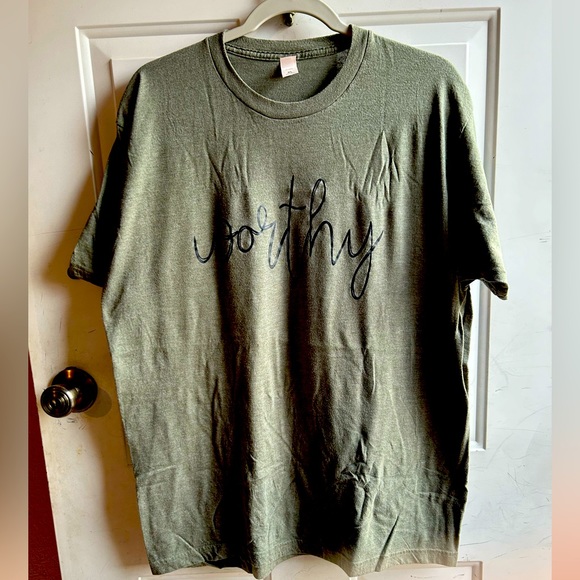 TULTEX BRAND CHRISTIAN TEE “WORTHY”, OLIVE GREEN, SUPER SOFT - Picture 1 of 4